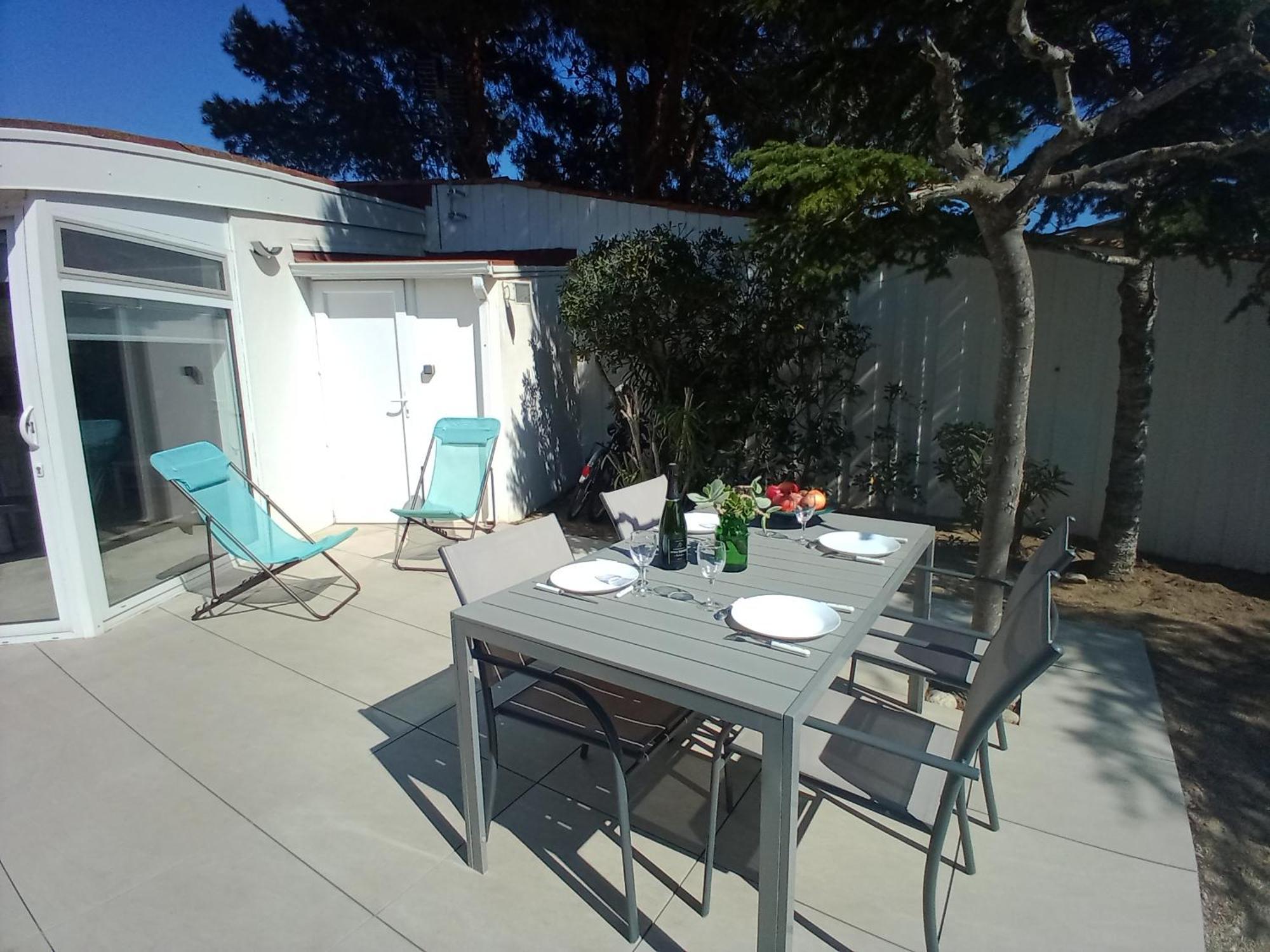 Maison Jardin Wifi - 100 m plage sauvage - 20 min Perpignan Torreilles Exterior foto